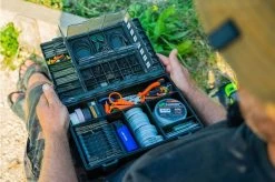 Fox - EDGES Medium Tackle Box -Wilde Visserij Winkel fox edges medium tackle box 7
