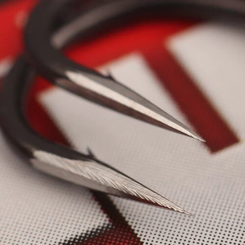 Gardner - Hand Sharpened Covert Dark Barbed Chod Hooks 2 Gardner - Hand Sharpened Covert Dark Barbed Chod Hooks - Afbeelding 2