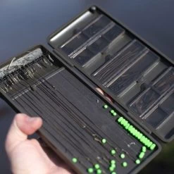 Korda - Mini Combi Rig Safe Storage Case 15 Korda - Mini Combi Rig Safe Storage Case -Wilde Visserij Winkel korda combi rig safe 4 1