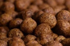CC Moore - Floating Trout Pellets -Wilde Visserij Winkel lg floaters