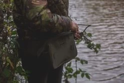 Solar Tackle - SP Baiting Pouch -Wilde Visserij Winkel new edits touch 4335 one