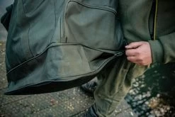 Solar Tackle - SP Clothes Bag Large -Wilde Visserij Winkel solar tackle sp clothes bag large 11